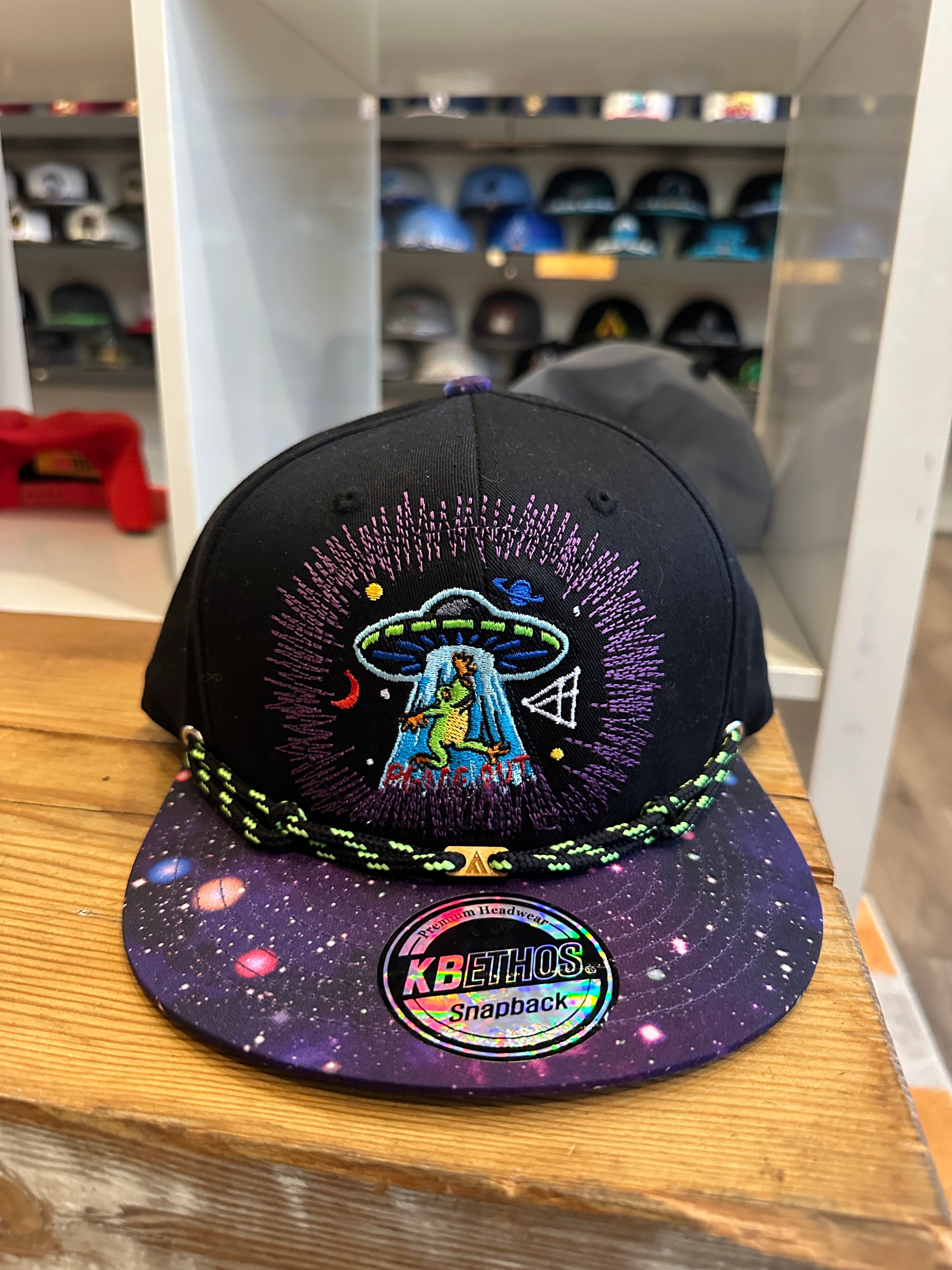 2/18 Retail Funky Flash Drop #11